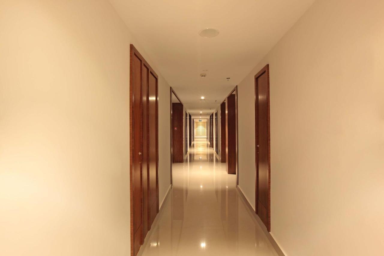 Hotel Ceasar Palace Thodupuzha Exterior foto
